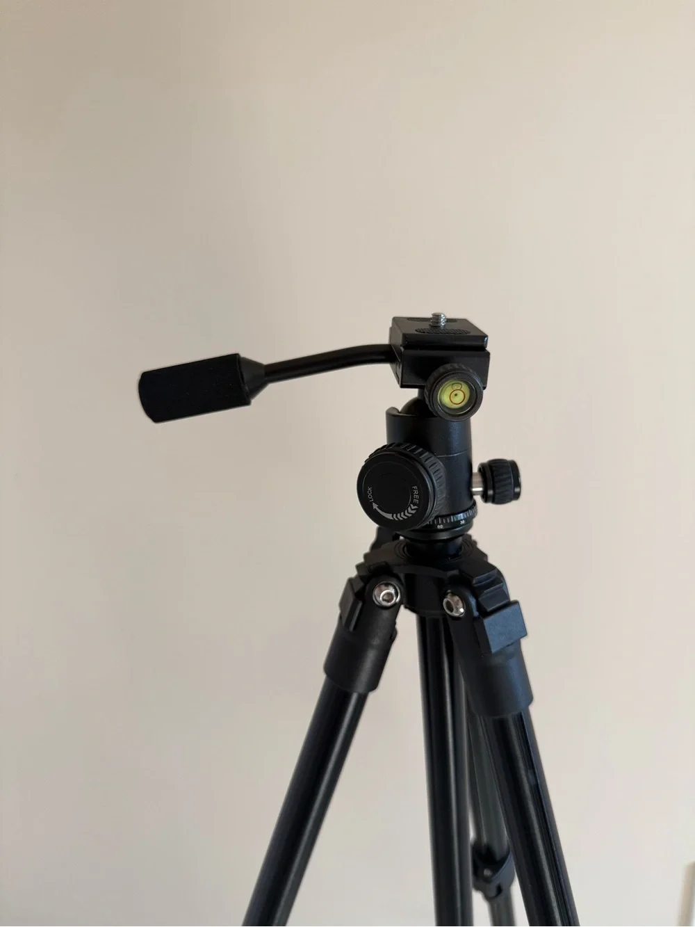 Nikon •excellent used